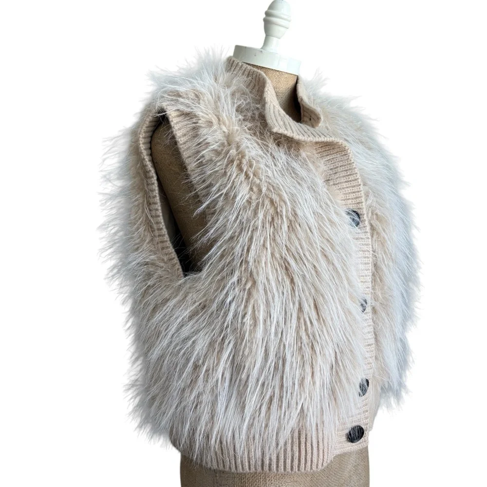 Look By M New York Faux Fur Knit Vest  Button Front One Size